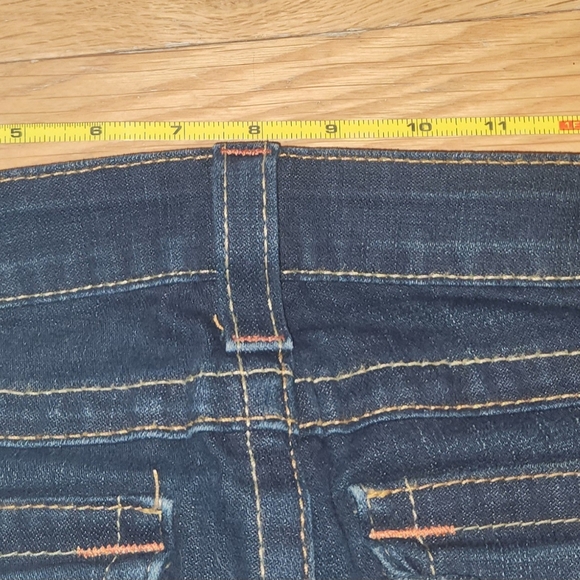 TRUE RELIGION SHORTS JULIE SIZE 32 LOW RISE SUPER CUTE CUTOFF STYLED - Picture 6 of 15